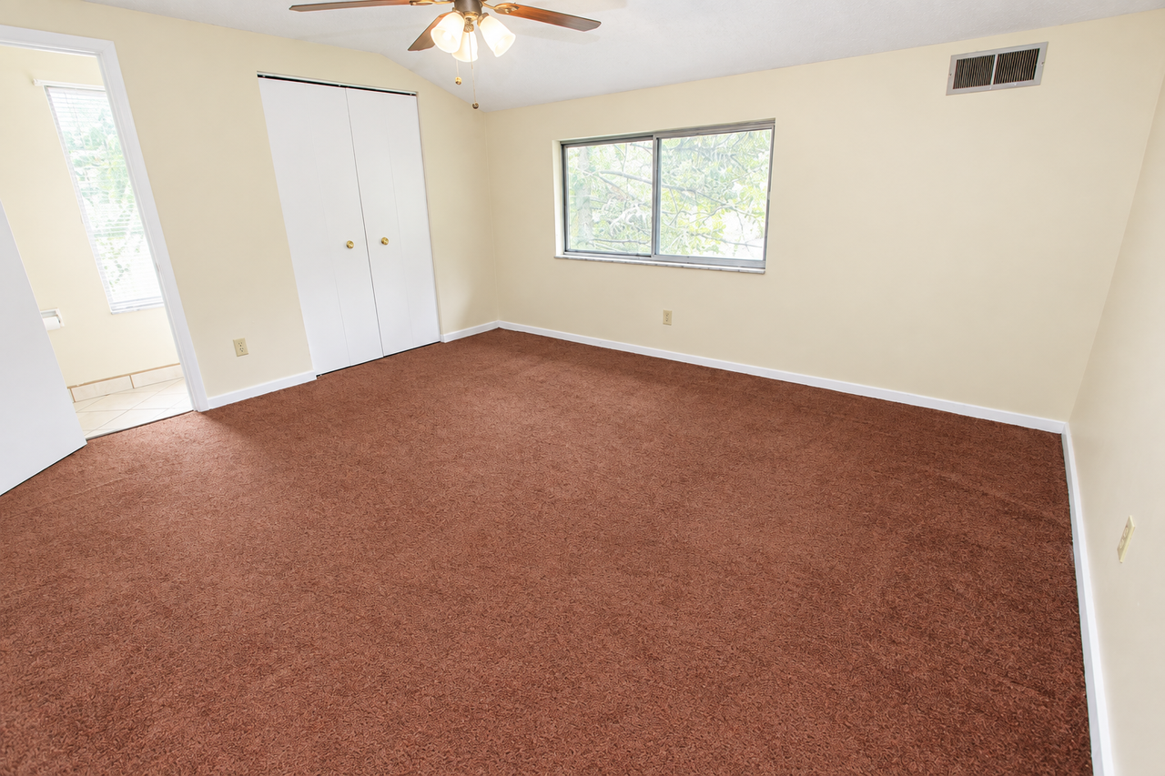 2807 LINCOLN WAYAPT 6 #6 - Photo 6 of 11