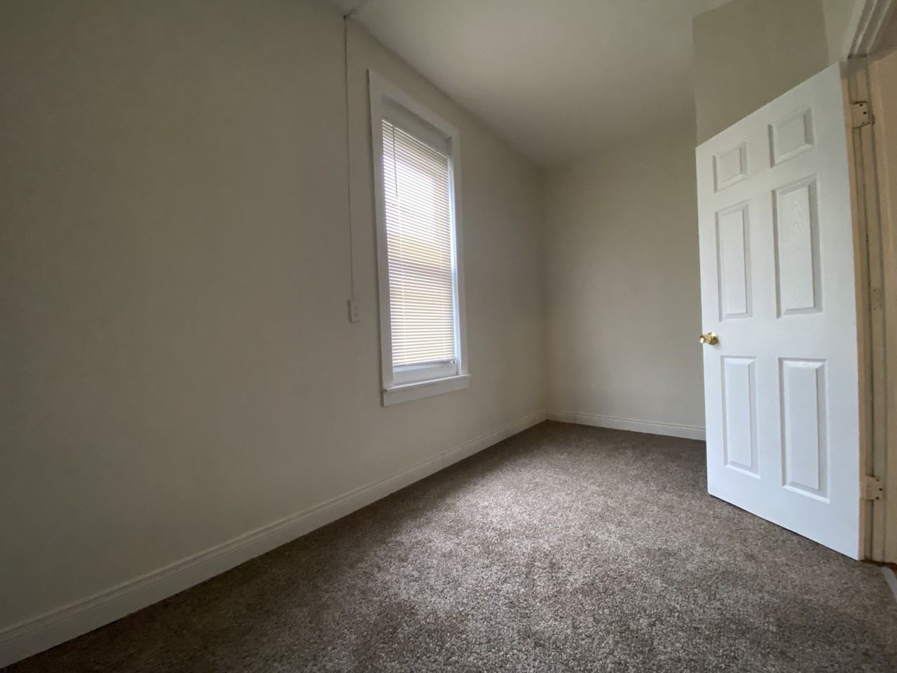 4351 South Honore Street - 1 F #1F - Photo 2 of 10