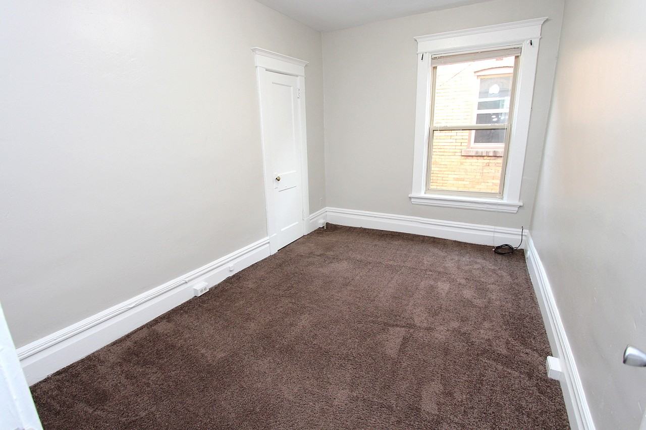 326 326 MELWOOD AVENUEAPT 4 #326-04 - Photo 6 of 10