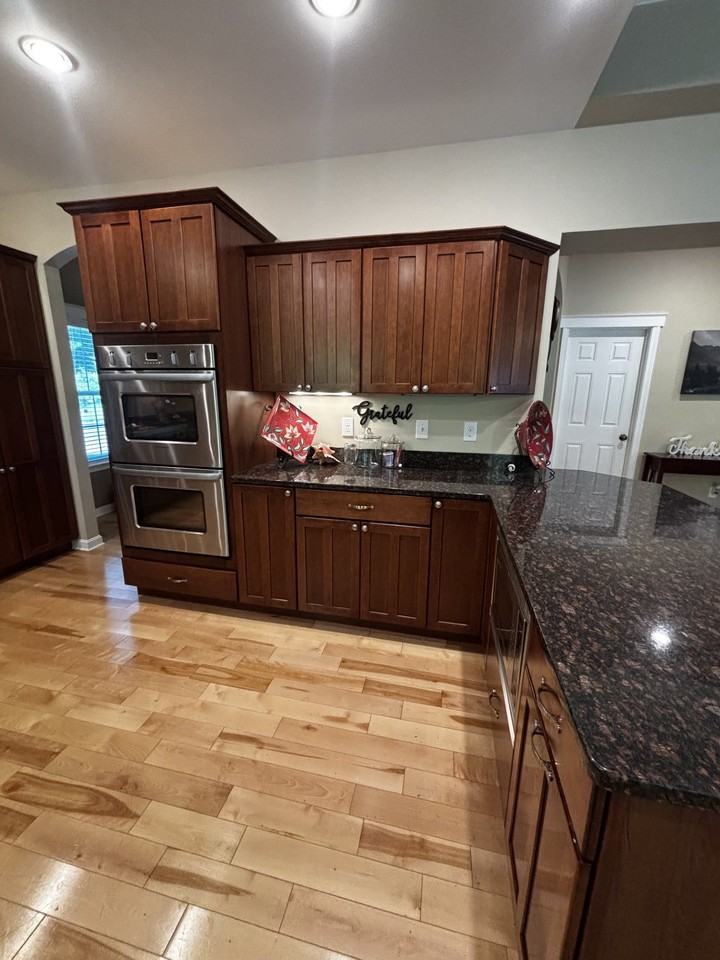 68 Bedford Ave #1 - Photo 7 of 36