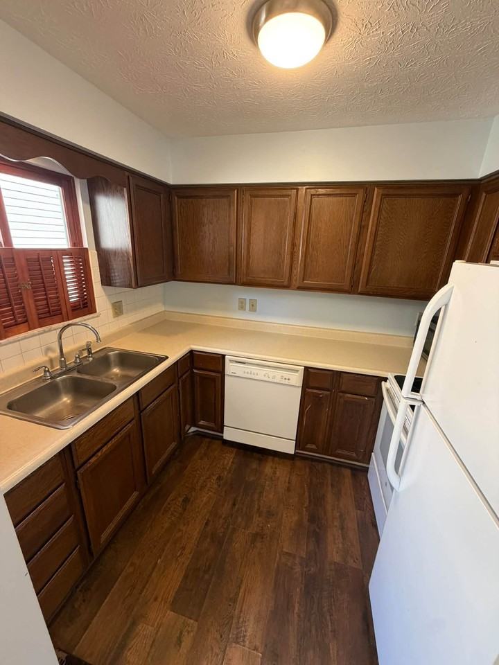 1135 Brandywine Blvd #J - Photo 2 of 11