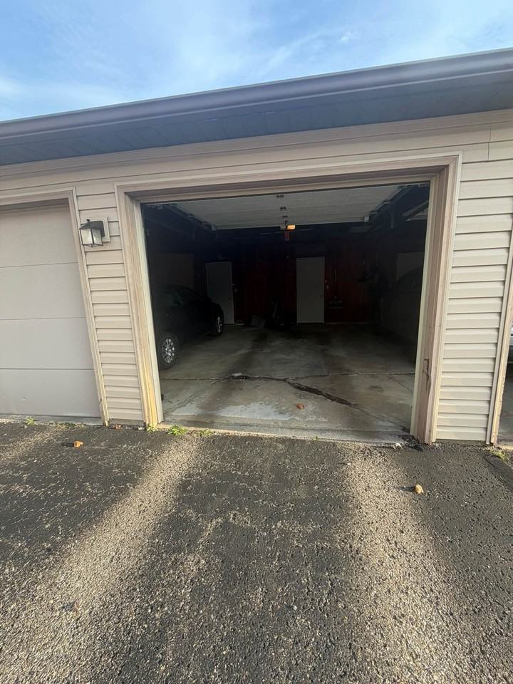 1135 Brandywine Blvd #J - Photo 3 of 11