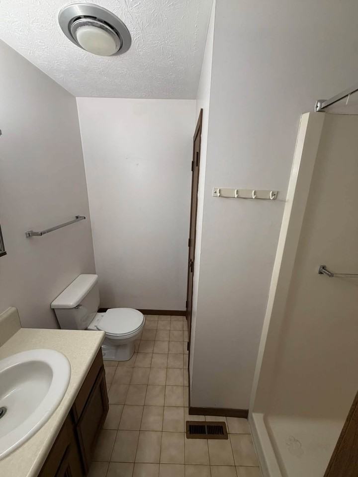 1135 Brandywine Blvd #J - Photo 5 of 11