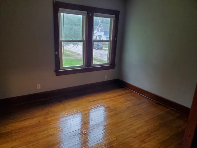 1135 Thomas St #2 - Photo 6 of 12