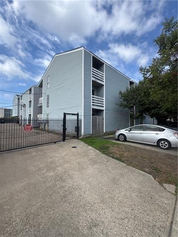 4218 Hessmer Ave #113