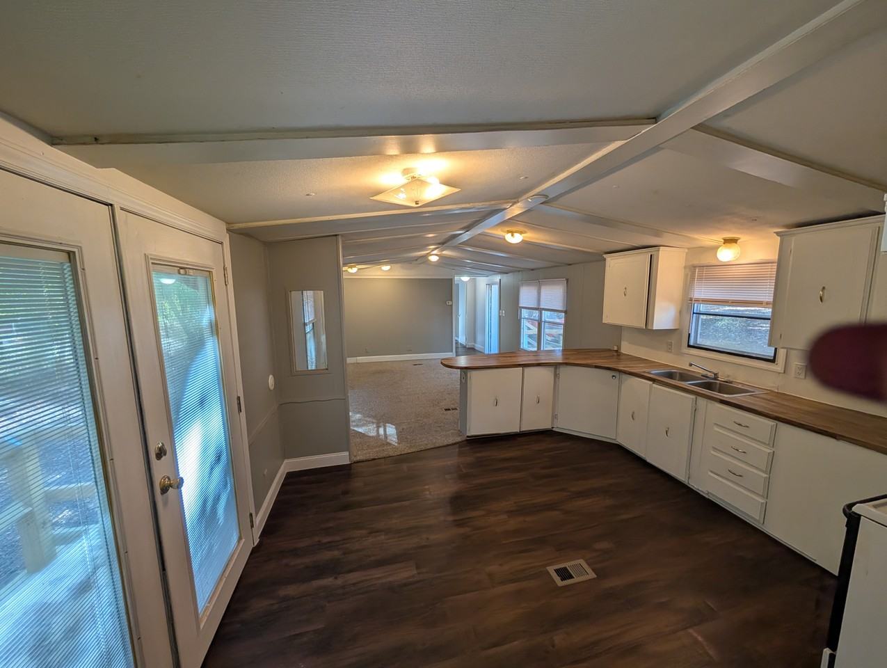 143 Ransdell Ln #1 - Photo 4 of 9