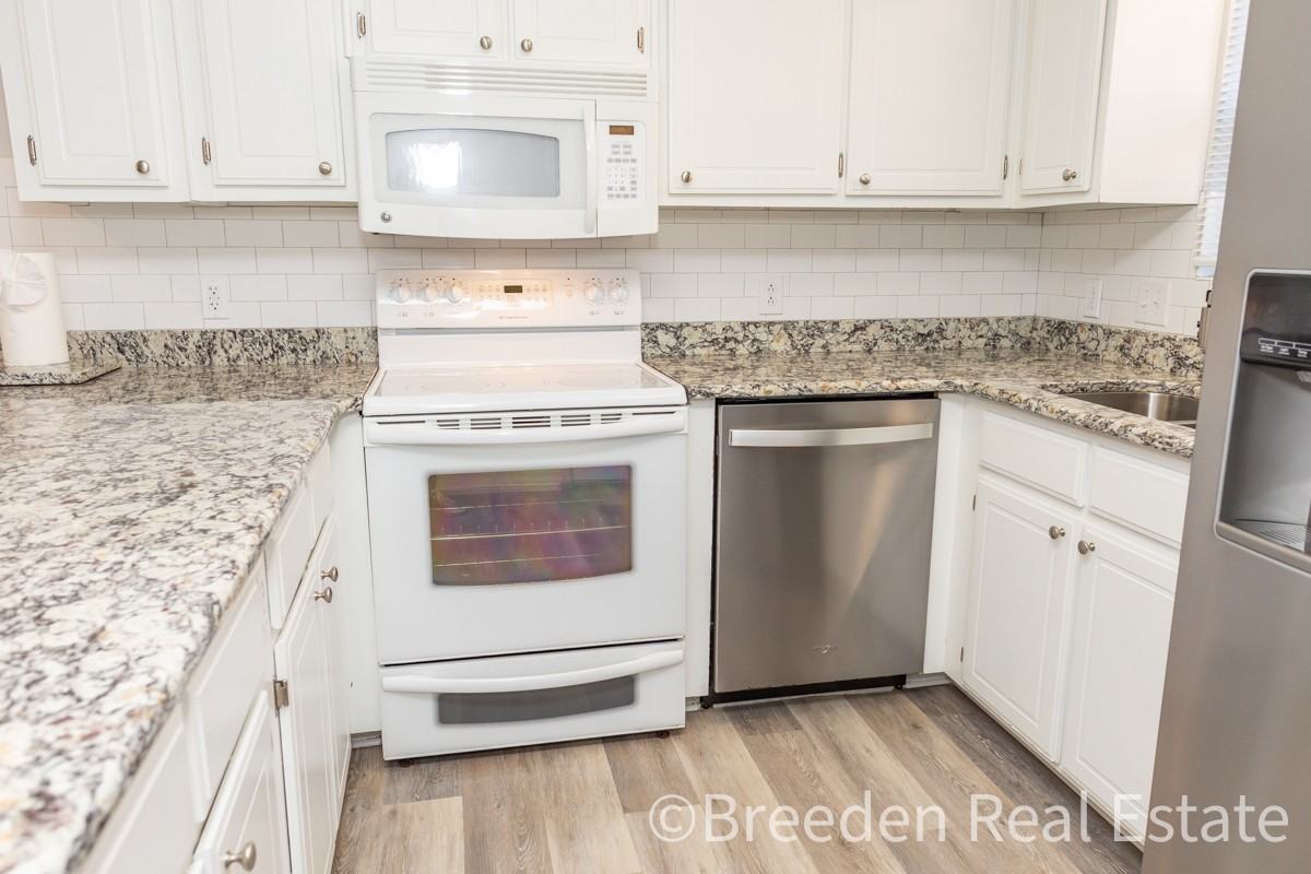 102 Brandywine Drive Northeast - O4Apt. O4 #O4 - Photo 4 of 21