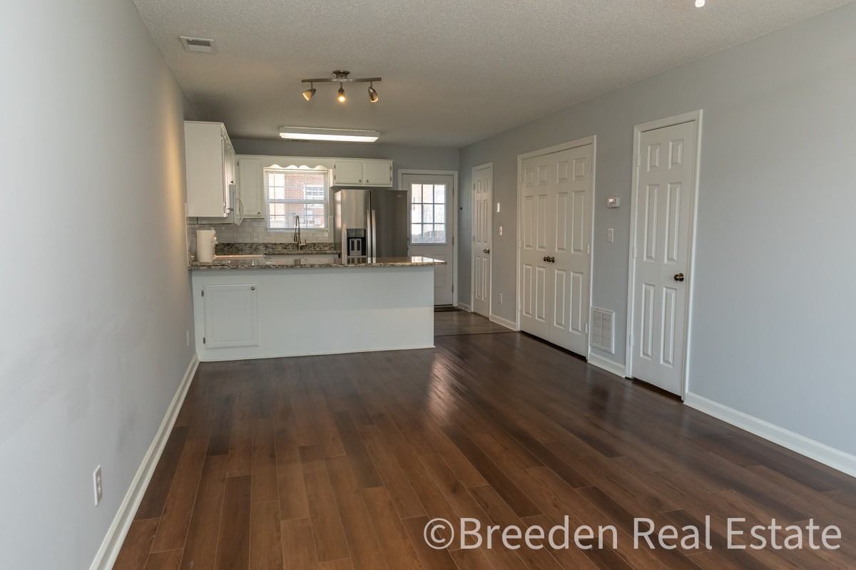 102 Brandywine Drive Northeast - O4Apt. O4 #O4 - Photo 7 of 21