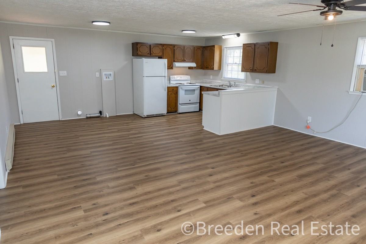 1670 Falls Ave #A - Photo 7 of 17
