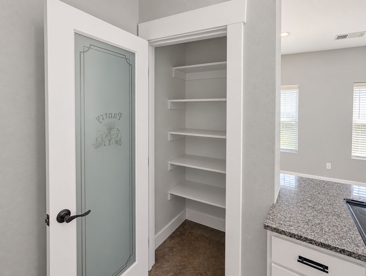 1215 Oak Dr #103 - Photo 5 of 36