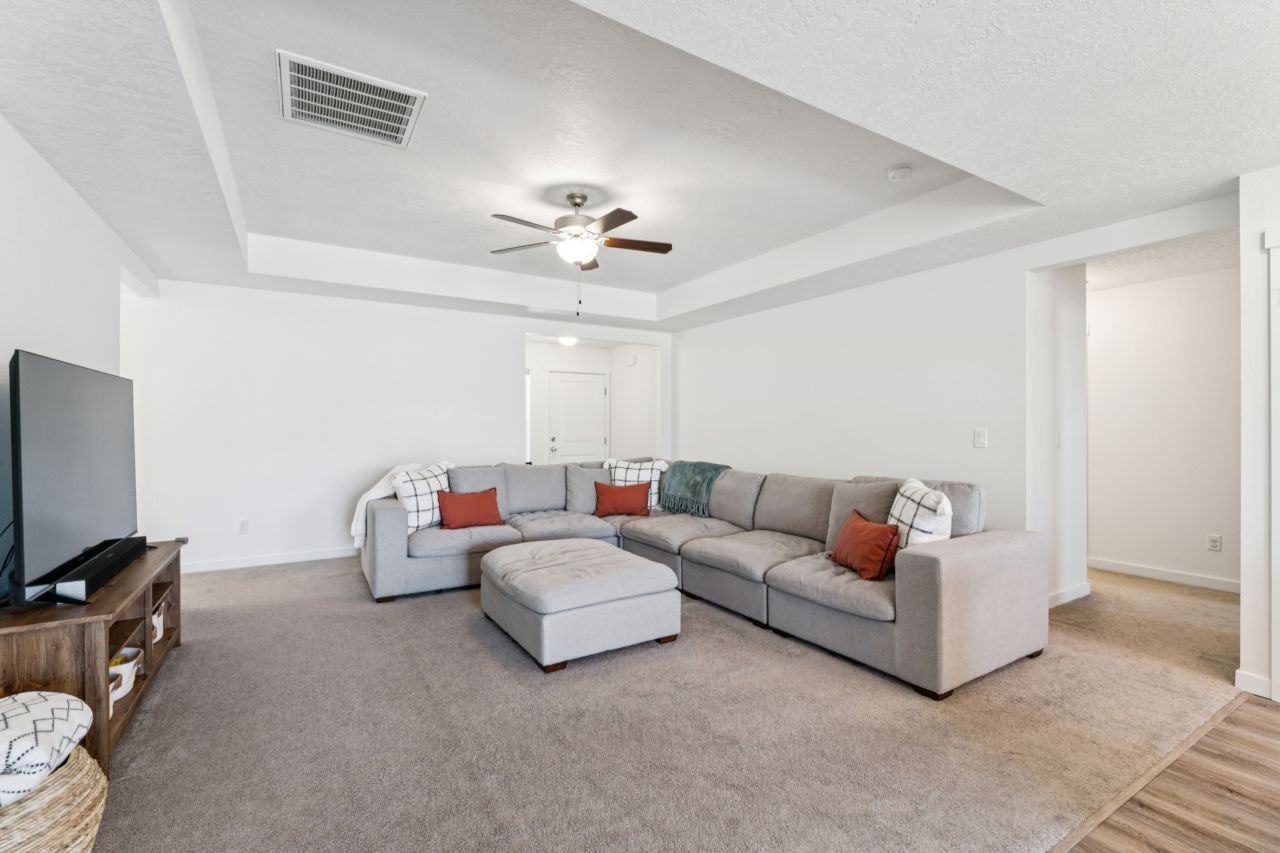 19340 Kiowa Creek Way #1 - Photo 4 of 29