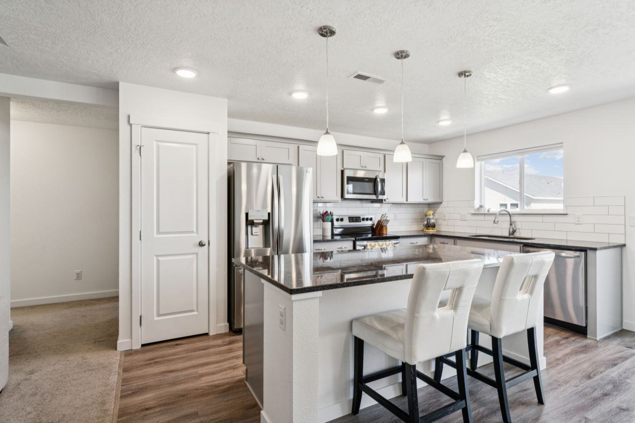 19340 Kiowa Creek Way #1 - Photo 7 of 29