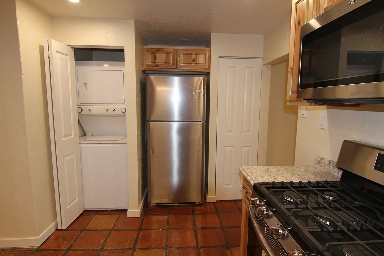 813 Lincoln Ave #A - Photo 6 of 15