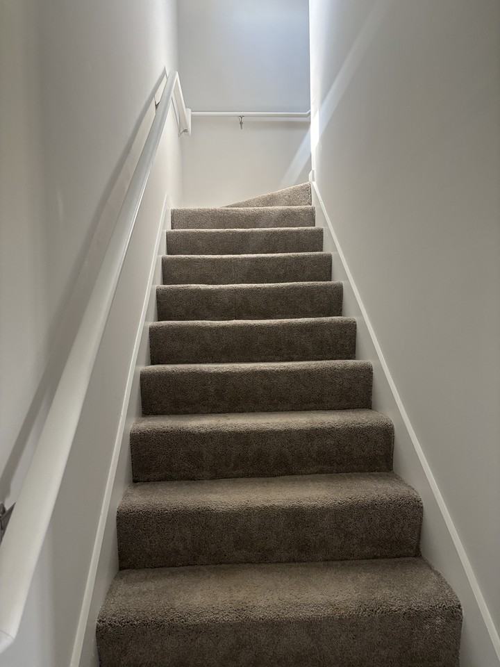 1061 John Ave #1 - Photo 6 of 41