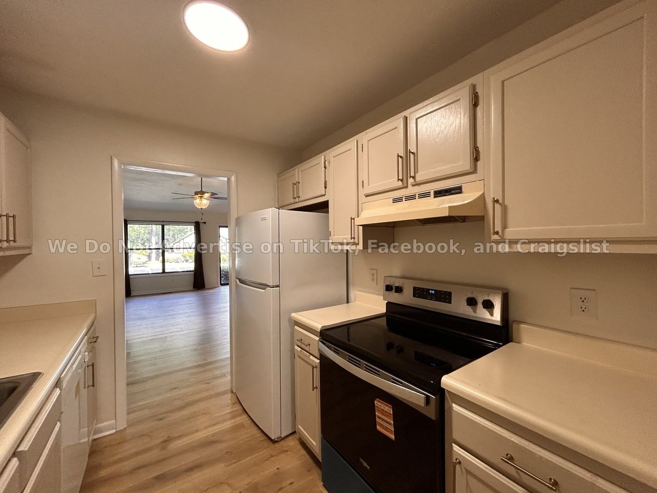 137 Villa Dr #1 - Photo 4 of 16