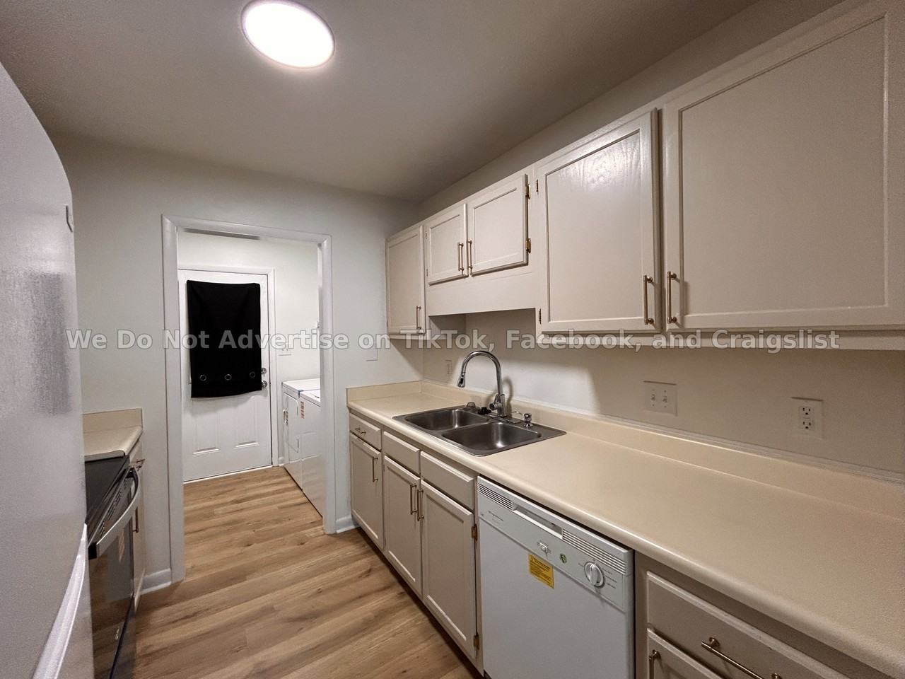 137 Villa Dr #1 - Photo 5 of 16