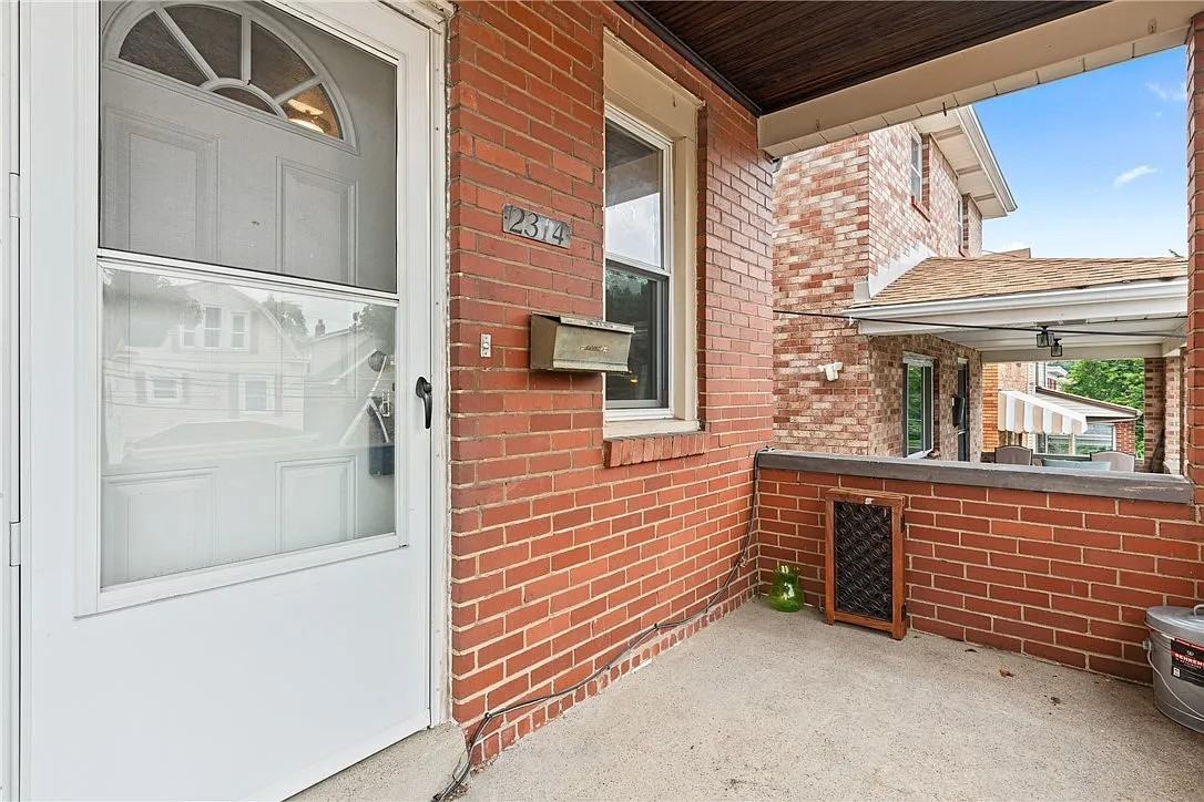 2314 Wolford St #1 - Photo 4 of 23