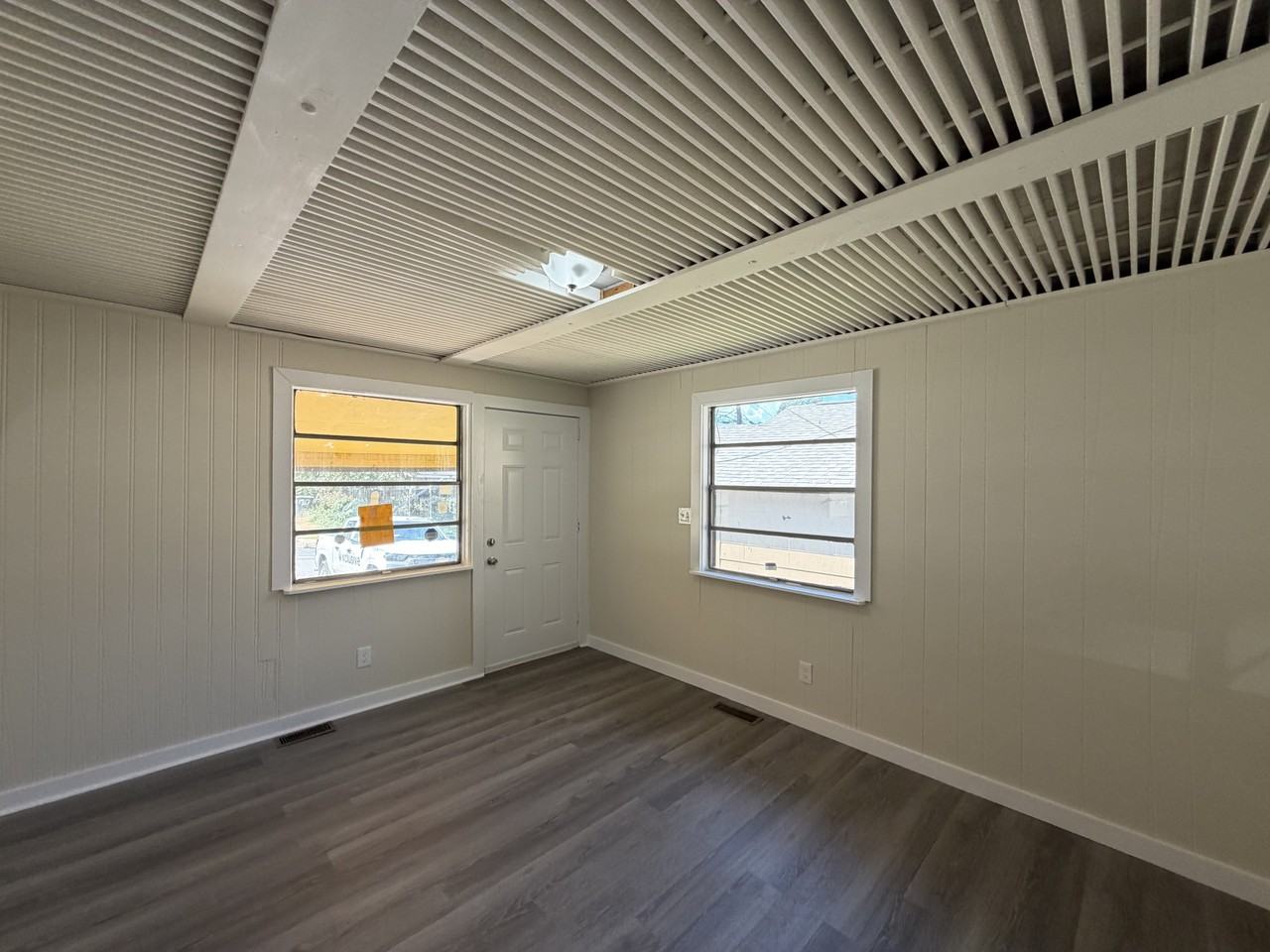1916 Francis Ave Sw #1 - Photo 3 of 10