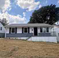featured image of 1048 Green St #1