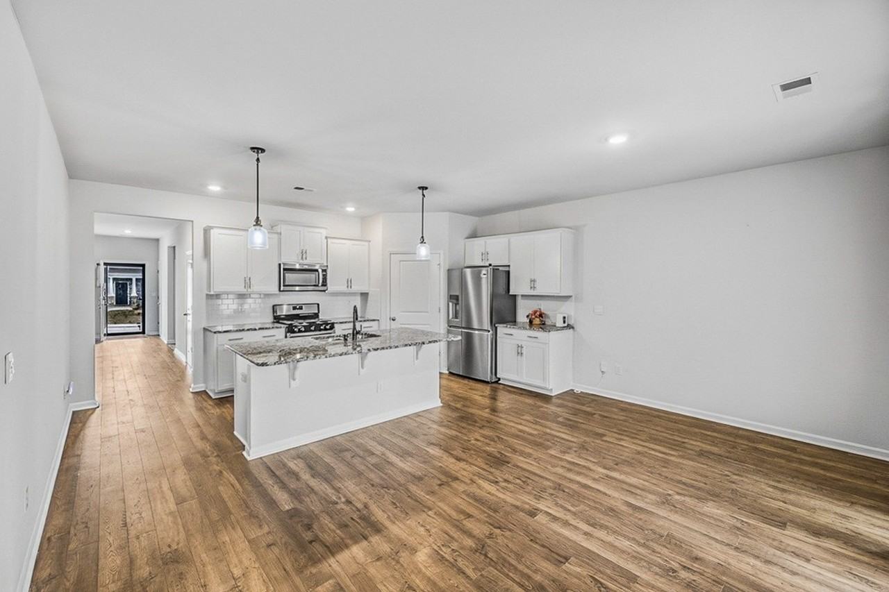 195 Light Spring Rd #1 - Photo 4 of 41