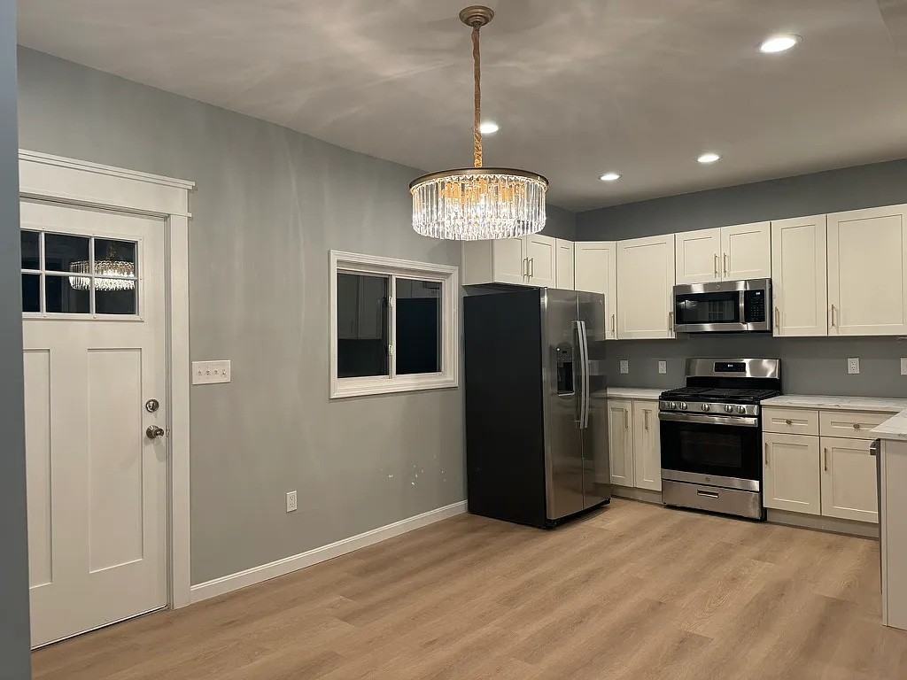 20 Monastery St #1 - Photo 5 of 21
