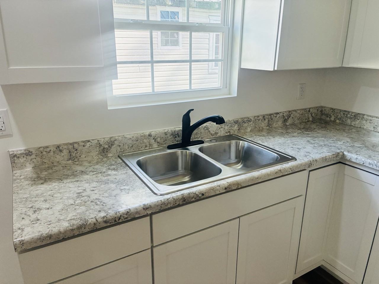 1506 Central Ave #1 - Photo 5 of 22