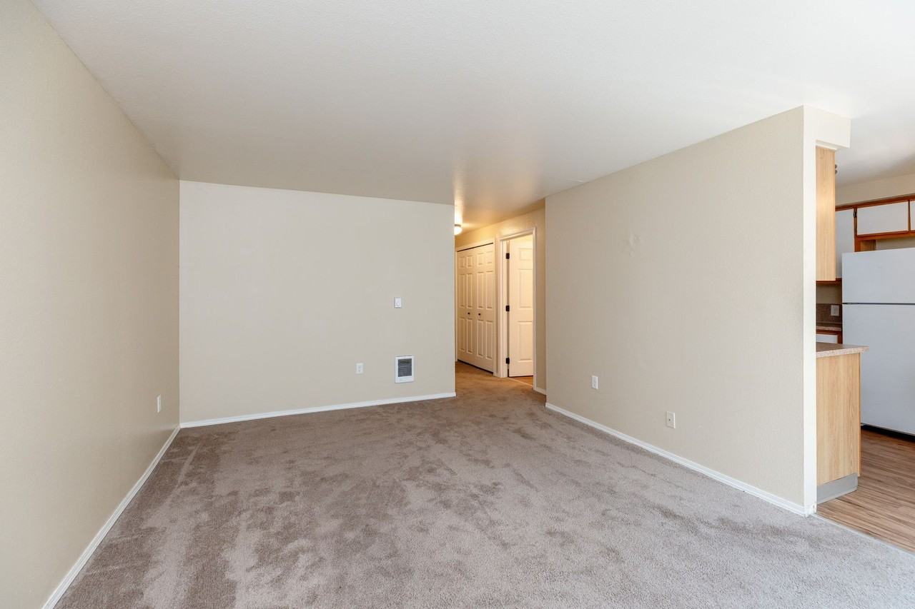 Trillium Square Apartments - Photo 6 of 6