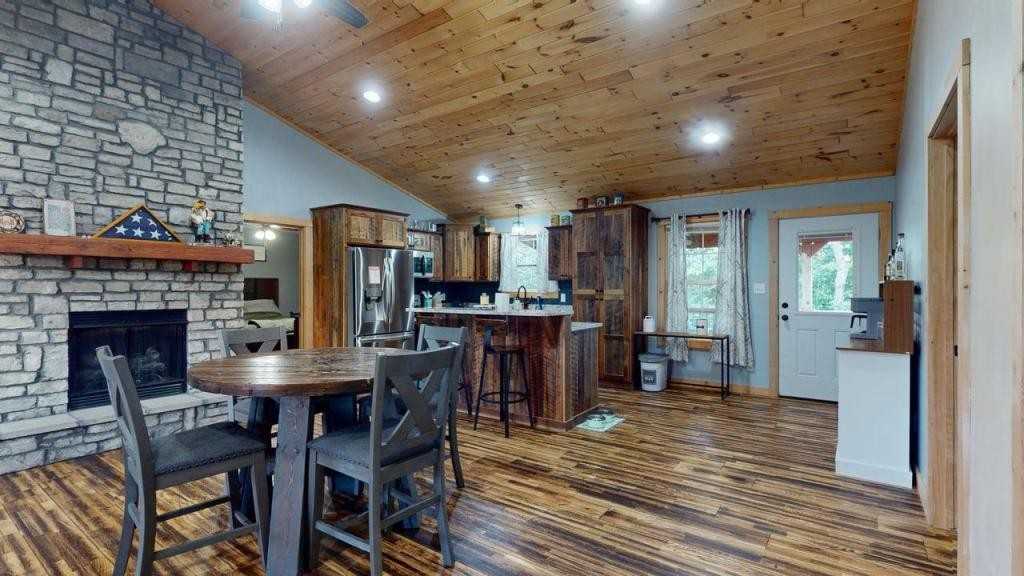 123 Clees Point Dr - Photo 7 of 24
