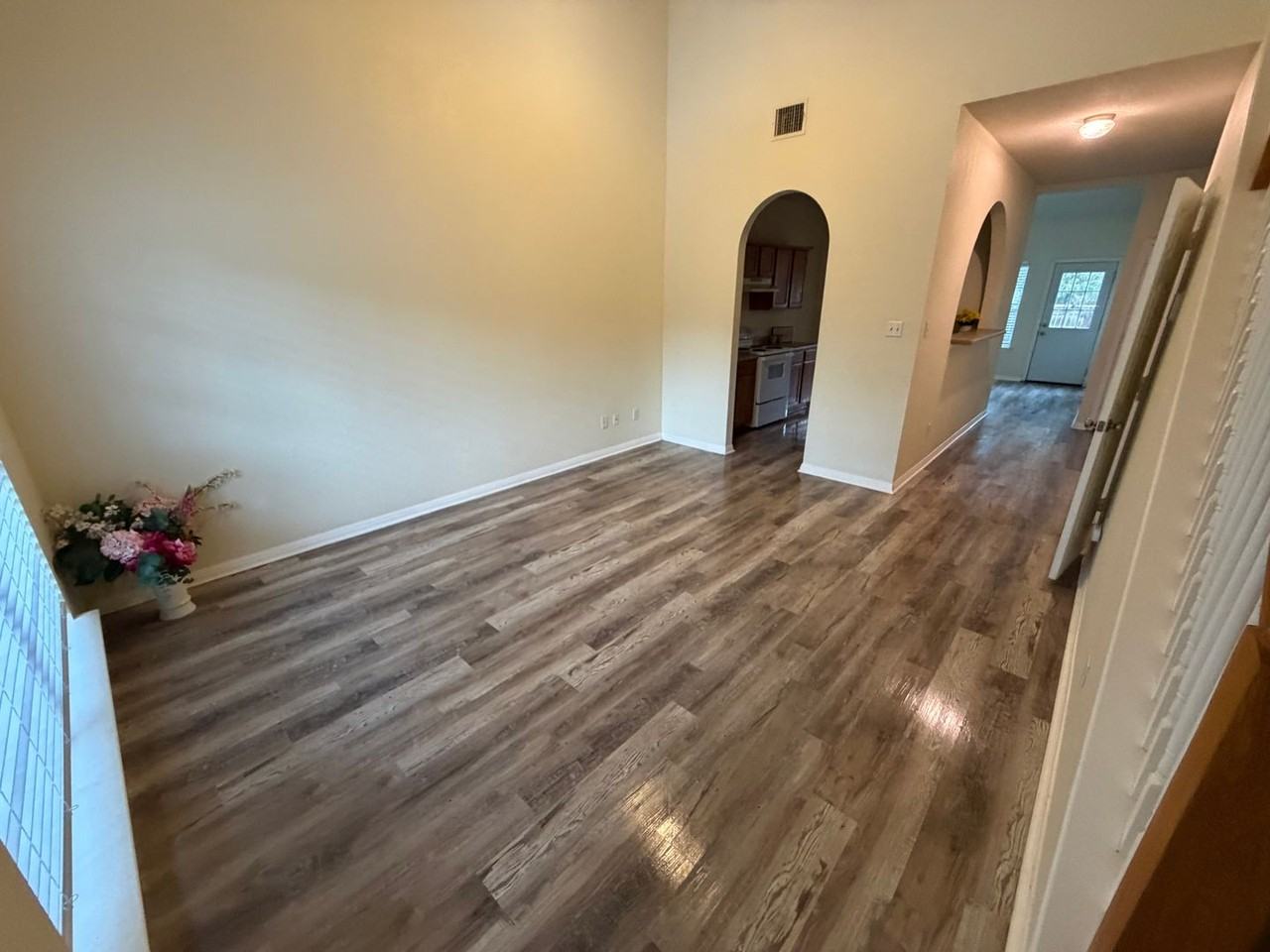 2023 Lisa Ln - Photo 4 of 16