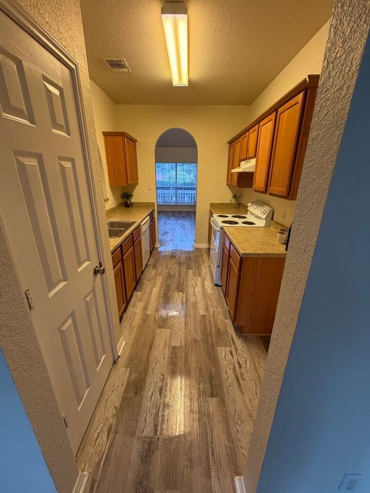 2023 Lisa Ln - Photo 6 of 16