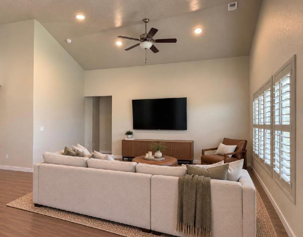 17 N Firestone Way - Photo 3 of 8
