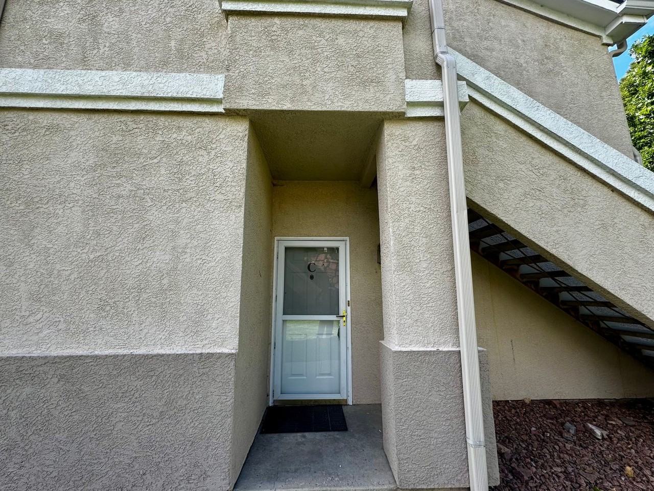 3750 Penny Pt #C - Photo 3 of 31
