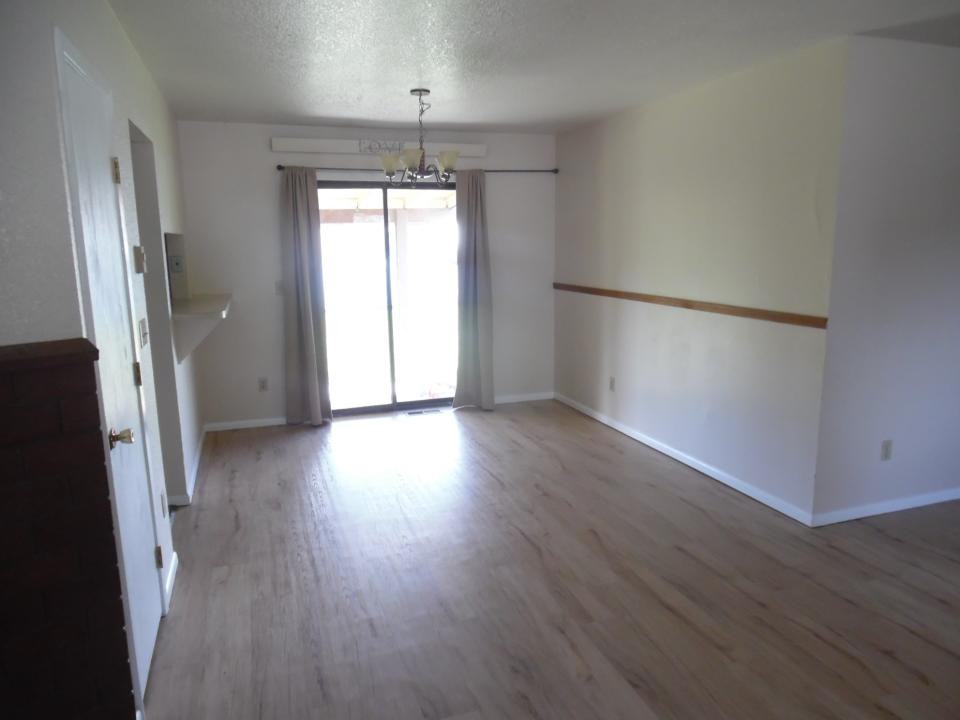 1708 Brewington Dr - Photo 4 of 11