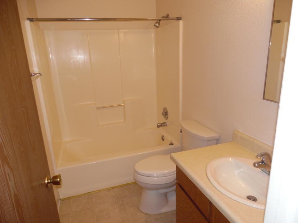 1708 Brewington Dr - Photo 7 of 11