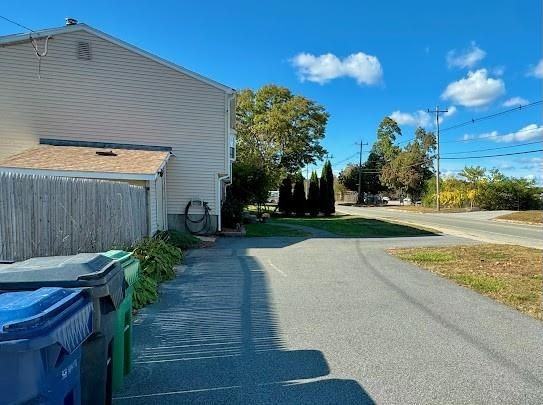 344 Strawberry Field Rd - Photo 3 of 34