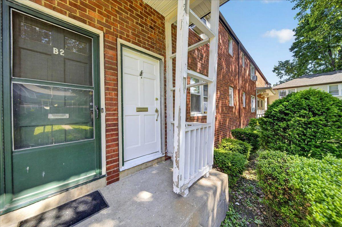 513 Brooklawn Ave ##B1 - Photo 3 of 11