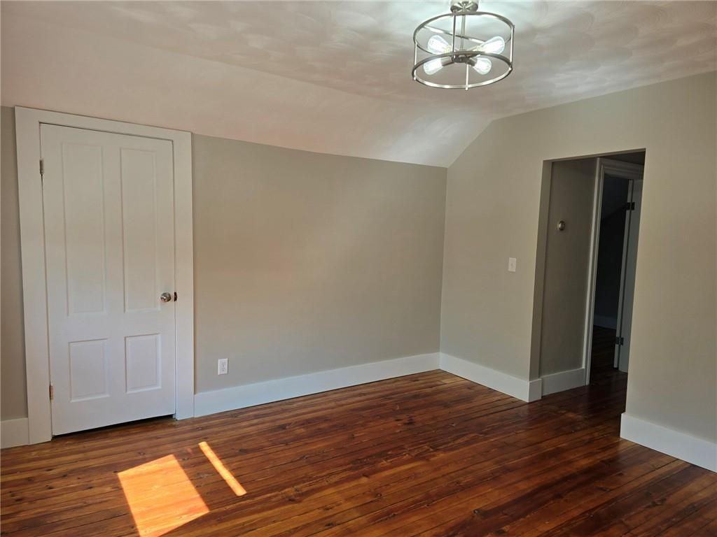 42 Summit St - Photo 6 of 13