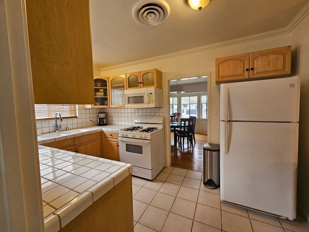 5703 Beck Ave - Photo 5 of 8