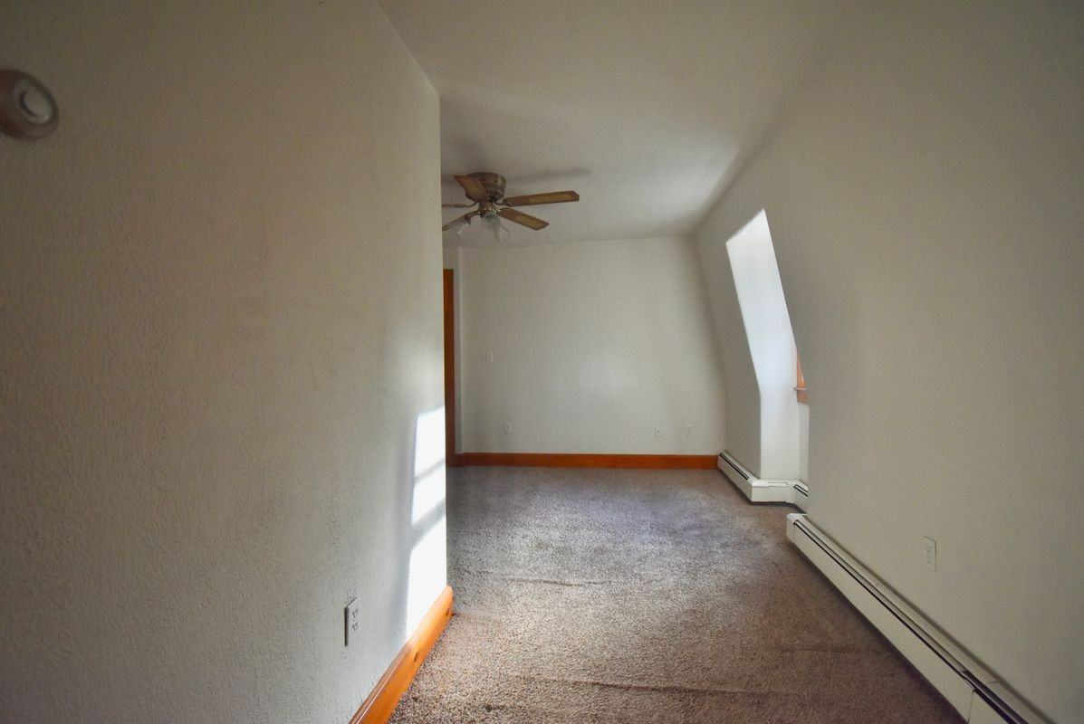 37 Railroad Ave ##8 - Photo 3 of 5