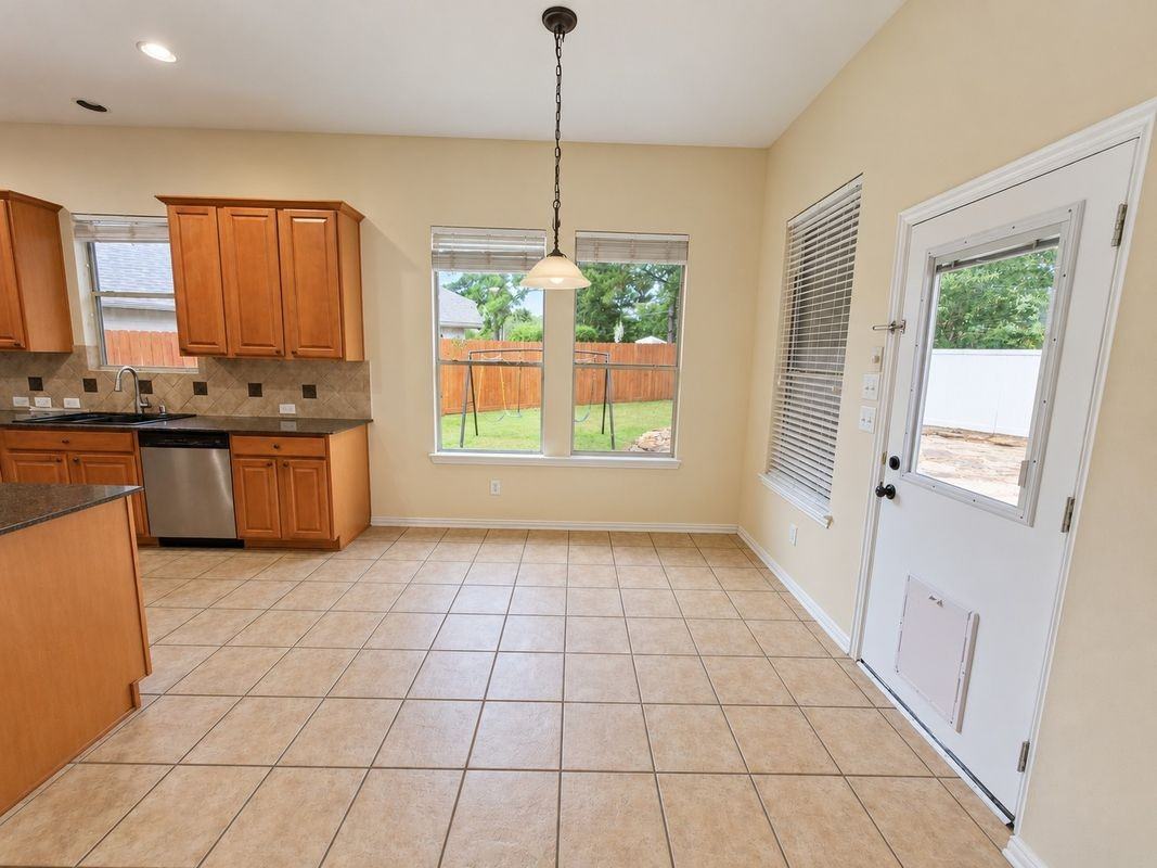 13751 Crested Iris Dr - Photo 5 of 27