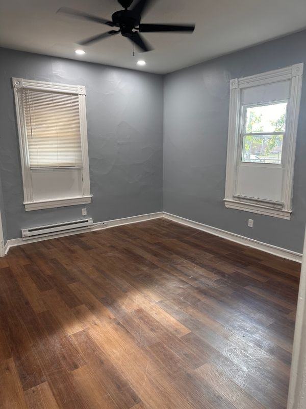 215 Church St - Photo 6 of 6