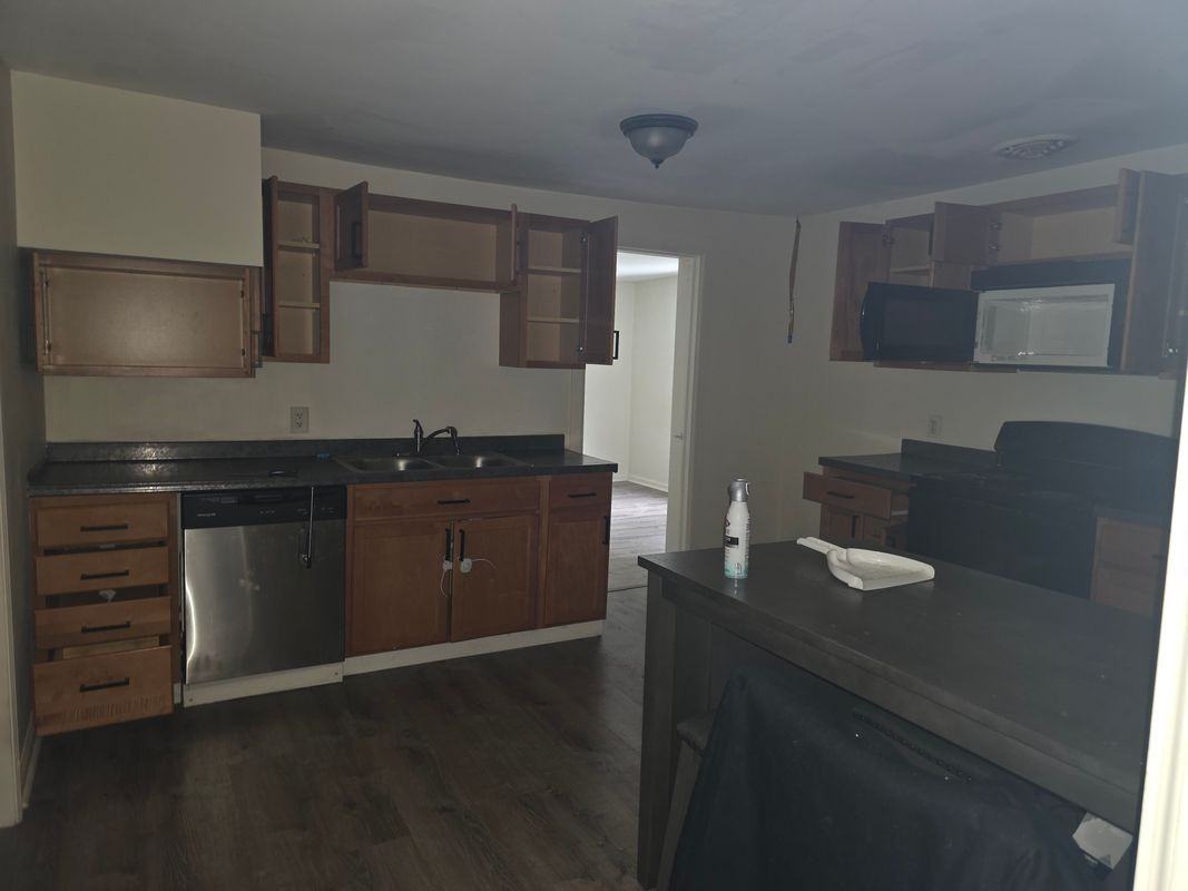16 Marion Ave Unit 1 - Photo 2 of 11