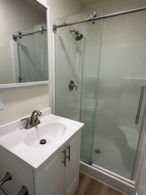1533 N Van Ness Ave - Photo 2 of 5