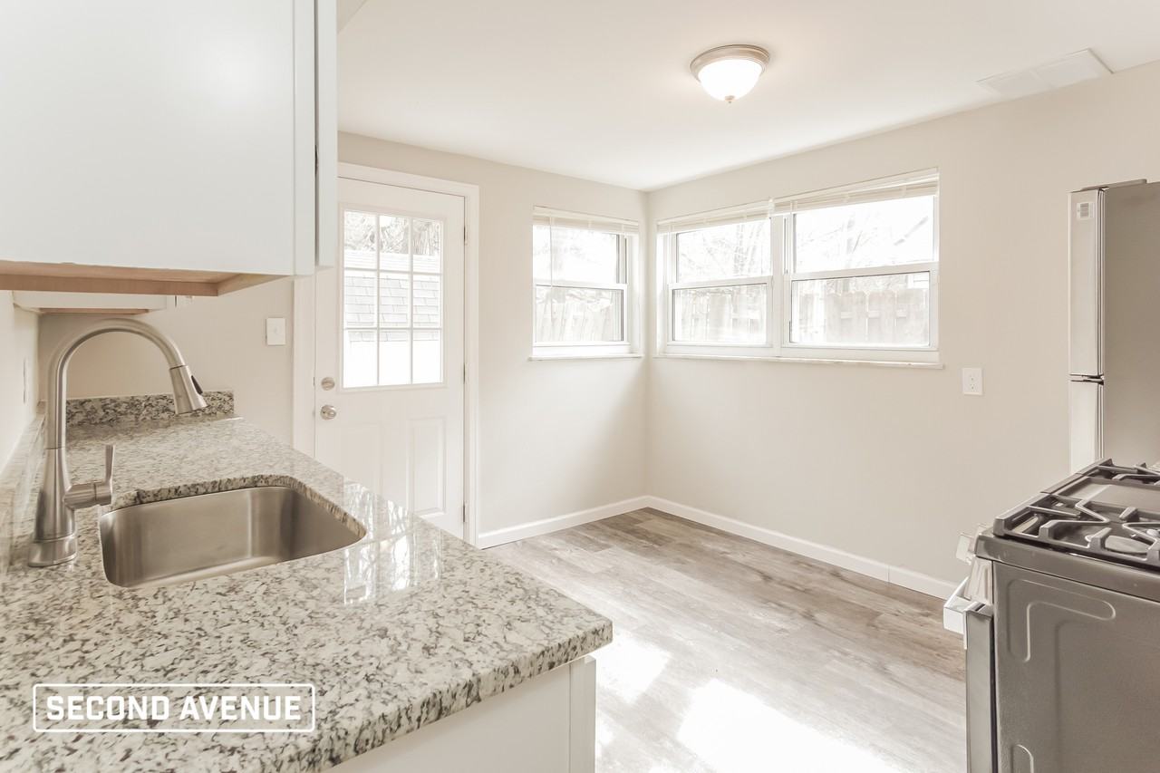 631 Churchill Ave - Photo 2 of 8