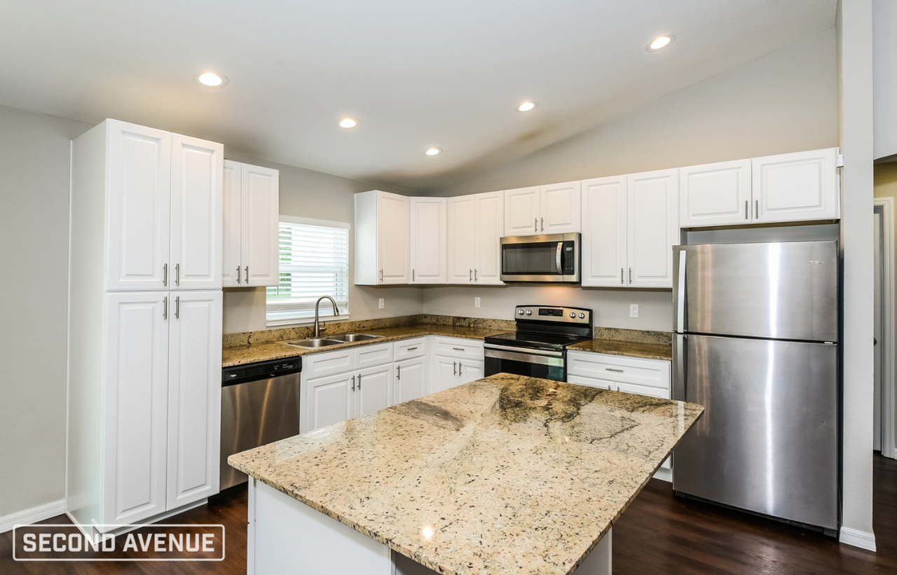 2120 Sw 155th Ln - Photo 6 of 17