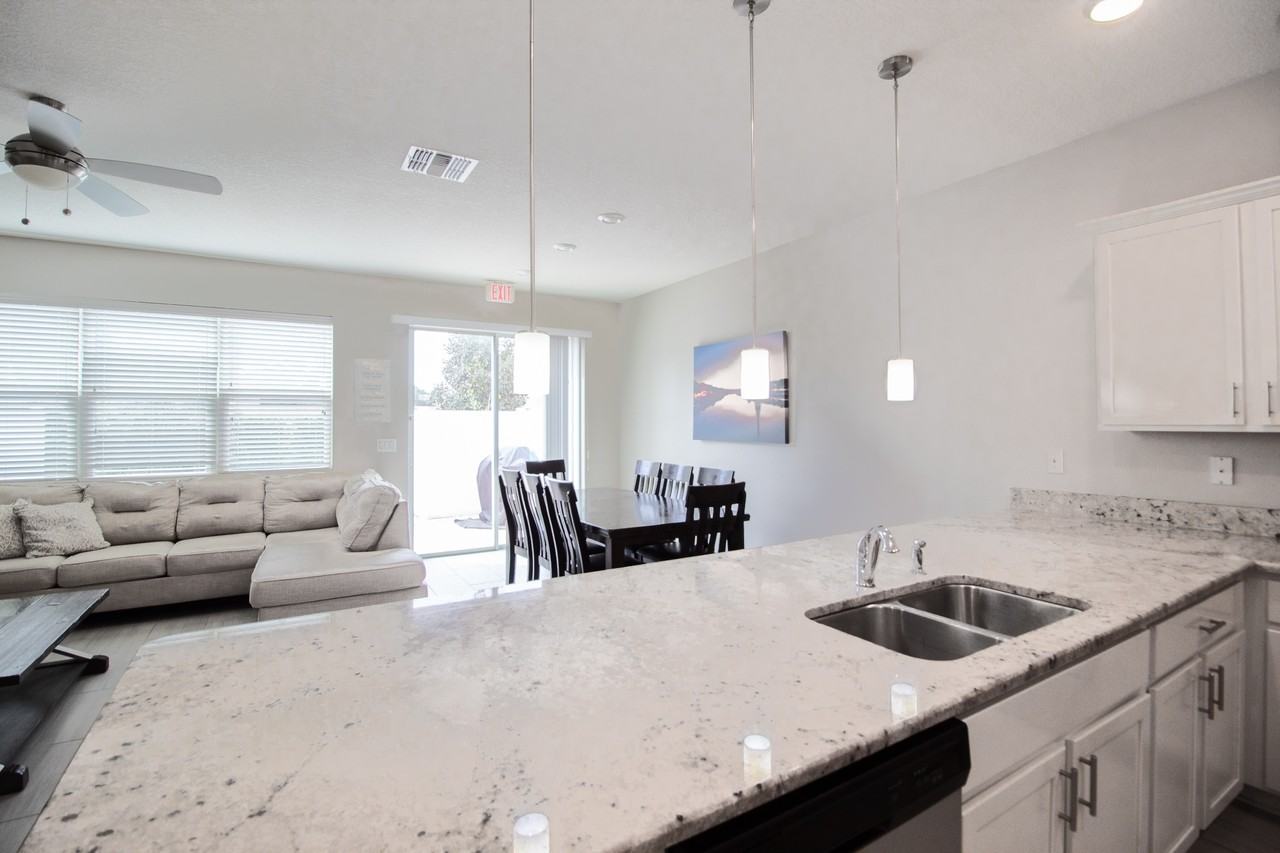 5159 Adelaide Dr #1 - Photo 5 of 33