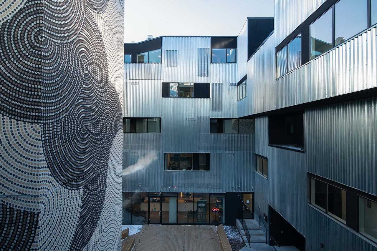 Courtyard 33 - Photo 2 of 14
