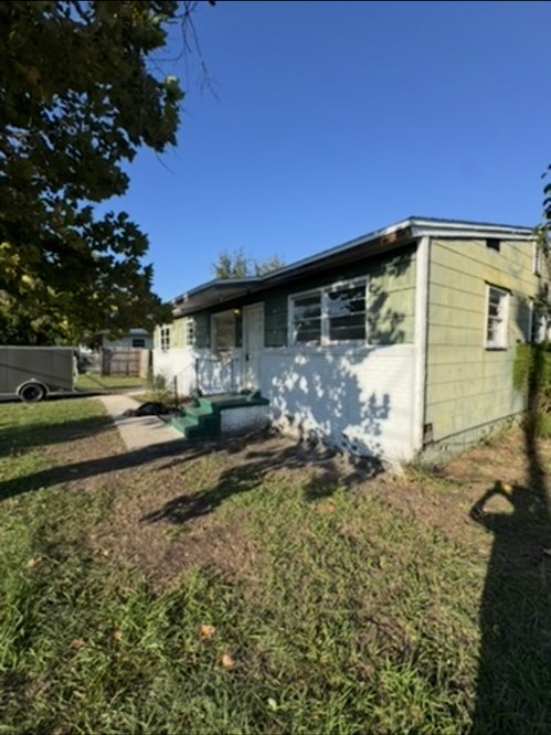 1912 Arthur Ave - Photo 5 of 25