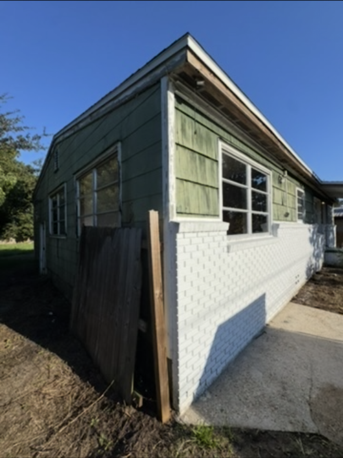 1912 Arthur Ave - Photo 6 of 25