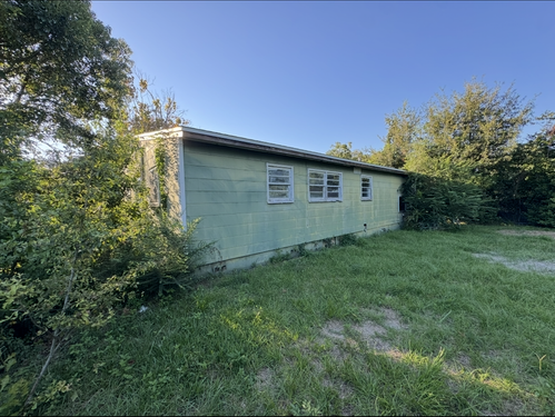 1912 Arthur Ave - Photo 7 of 25